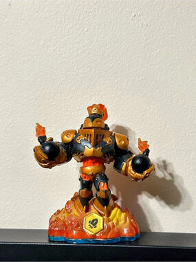 Activision Skylanders SWAP Force Blast Zone Figure
